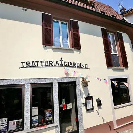 Casa de hóspedes Molly 3*